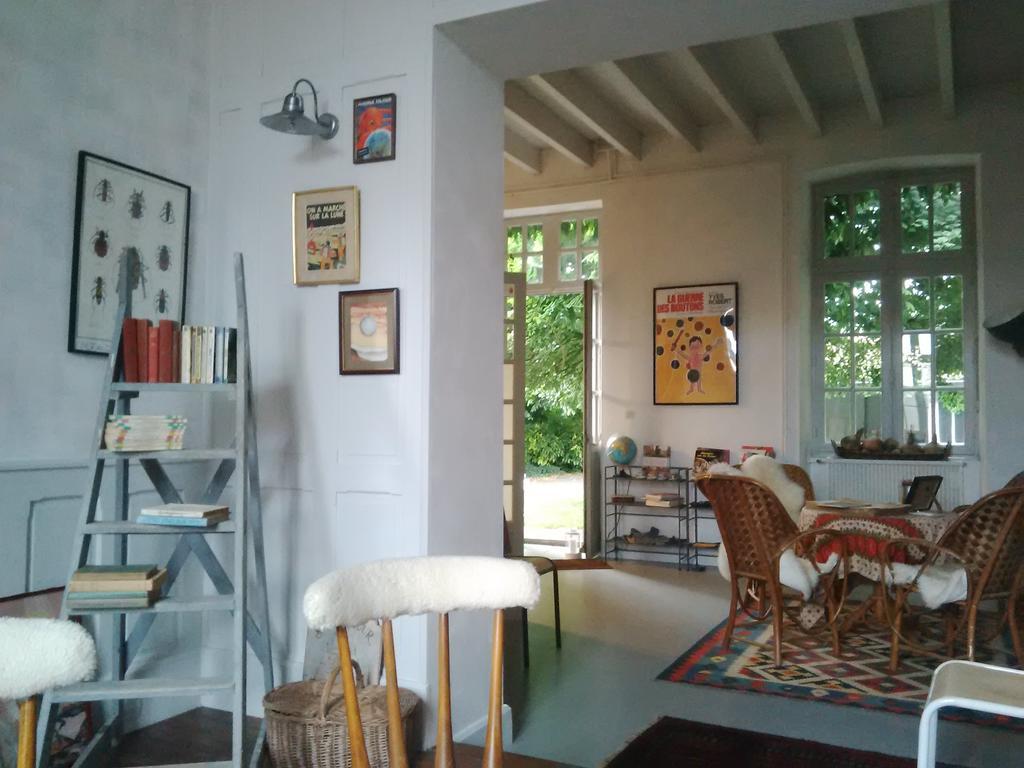 Bed and Breakfast La Bonne Ecole Les Landes-Genusson Екстер'єр фото
